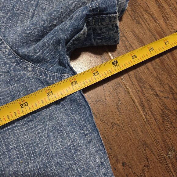 Levis Button Up Shirt Mens Large Short Sleeve Blue Denim Jean Cowboy Red Tab - Picture 8 of 9